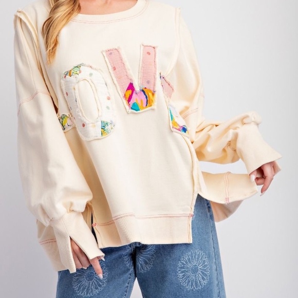New Easel LOVE Pullover Oversized Sweatshirt Knit Patches Plus Size Top Cream - Picture 4 of 12